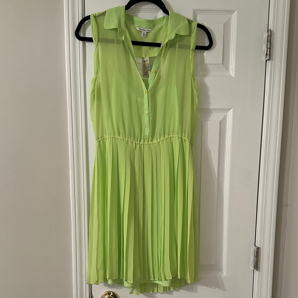 ✨NWT✨American Eagle Outfitters Green Pleated Sleeveless Dress